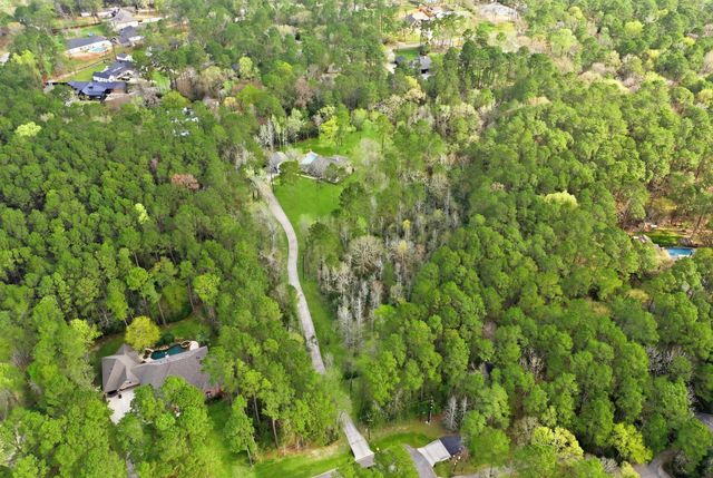5222 Ranch Hill Drive, Magnolia, TX 77354