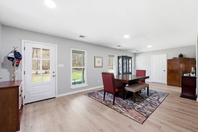 5222 Ranch Hill Drive, Magnolia, TX 77354