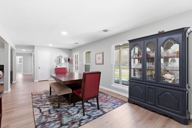 5222 Ranch Hill Drive, Magnolia, TX 77354