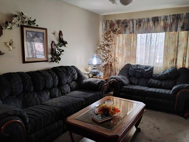 211 MASON STREET, South Point, OH 45680