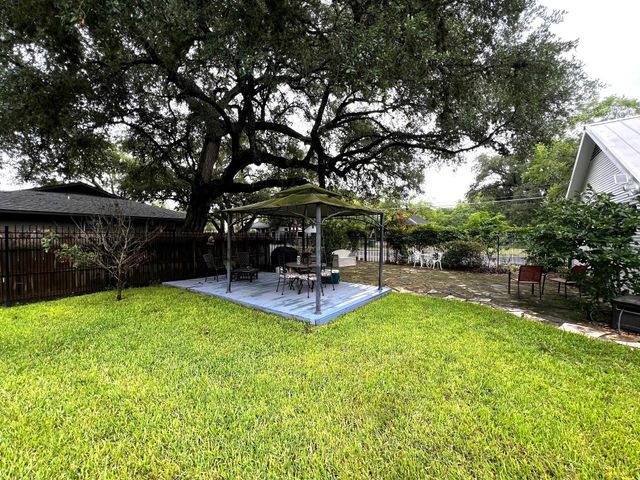 504 South Franklin, La Grange, TX 78945