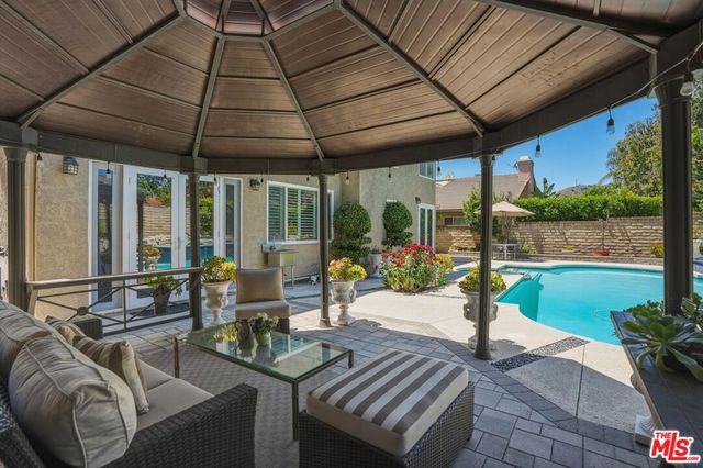 29061 Saddlebrook Drive, Agoura Hills, CA 91301