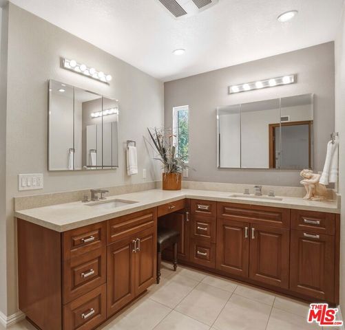 29061 Saddlebrook Drive, Agoura Hills, CA 91301