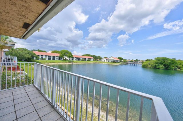 3291 NW 44th Street 2, Oakland Park, FL 33309