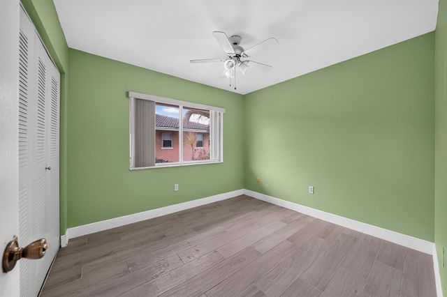 3291 NW 44th Street 2, Oakland Park, FL 33309