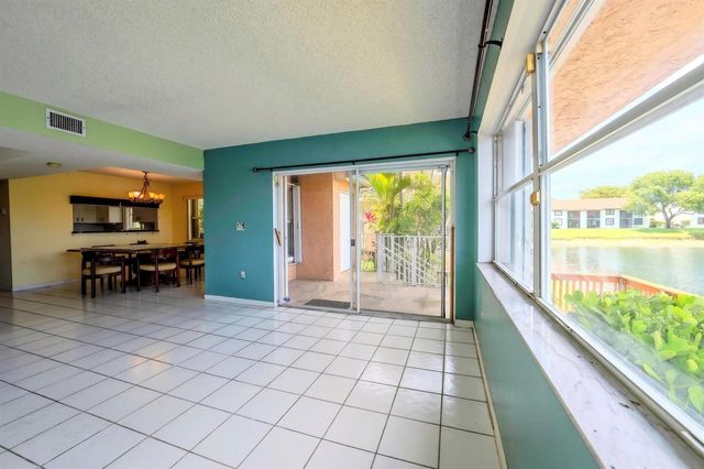 3291 NW 44th Street 2, Oakland Park, FL 33309