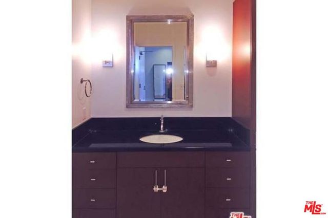 3810 Wilshire Boulevard 1711, Los Angeles, CA 90010