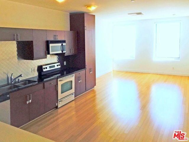 3810 Wilshire Boulevard 1711, Los Angeles, CA 90010
