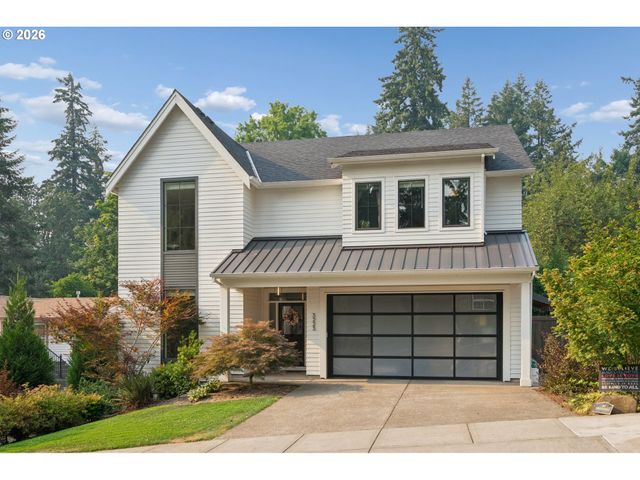 3223 Sw CARAWAY Ct, Portland, OR 97219