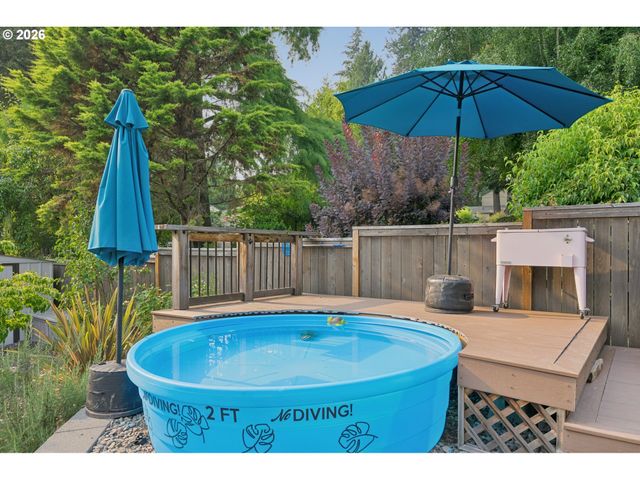 3223 Sw CARAWAY Ct, Portland, OR 97219
