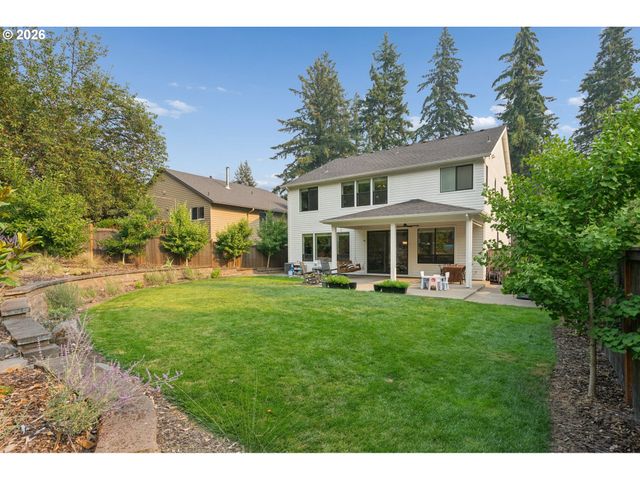 3223 Sw CARAWAY Ct, Portland, OR 97219