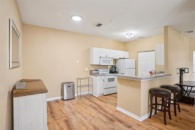 835 GRAND REGENCY POINT 101, Altamonte Springs, FL 32714