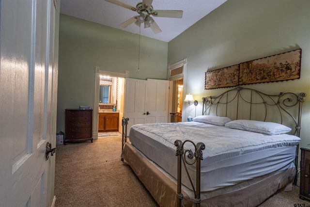 705 Sycamore, Mineola, TX 75773