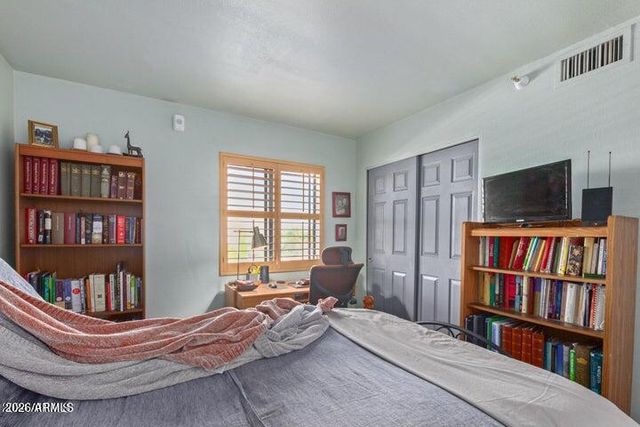 17 E RUTH Avenue 307, Phoenix, AZ 85020