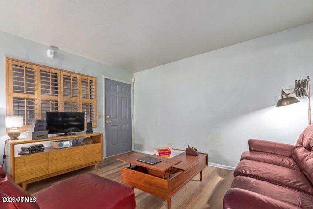 17 E RUTH Avenue 307, Phoenix, AZ 85020 — photo 3