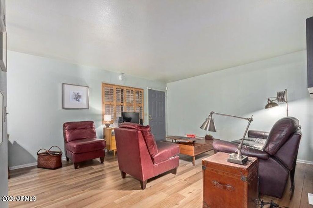 17 E RUTH Avenue 307, Phoenix, AZ 85020 — photo 4