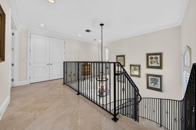 704 Isle Of Palms Drive, Fort Lauderdale, FL 33301