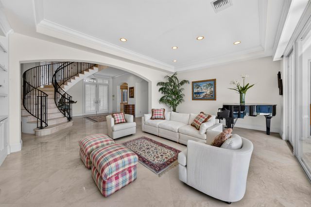 704 Isle Of Palms Drive, Fort Lauderdale, FL 33301
