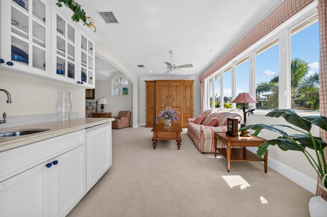 704 Isle Of Palms Drive, Fort Lauderdale, FL 33301