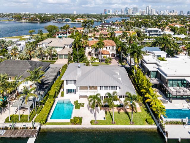 704 Isle Of Palms Drive, Fort Lauderdale, FL 33301
