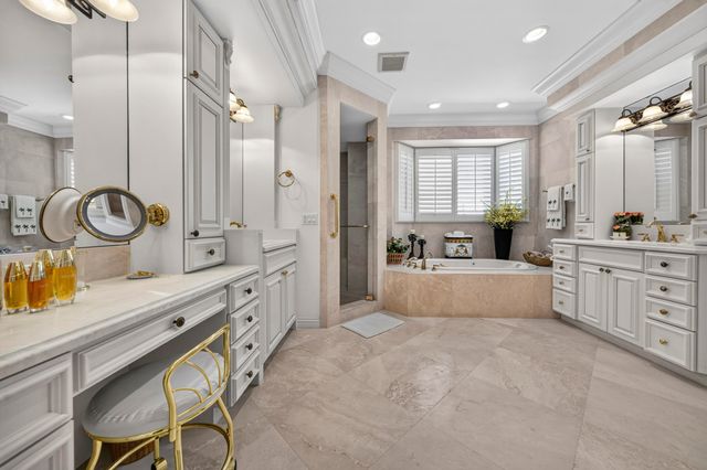 704 Isle Of Palms Drive, Fort Lauderdale, FL 33301