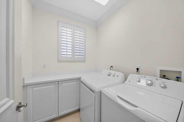 704 Isle Of Palms Drive, Fort Lauderdale, FL 33301