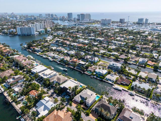 704 Isle Of Palms Drive, Fort Lauderdale, FL 33301
