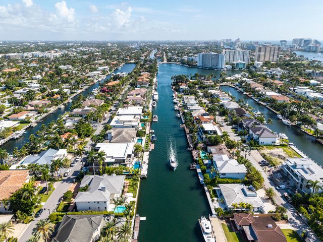 704 Isle Of Palms Drive, Fort Lauderdale, FL 33301