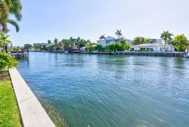 704 Isle Of Palms Drive, Fort Lauderdale, FL 33301