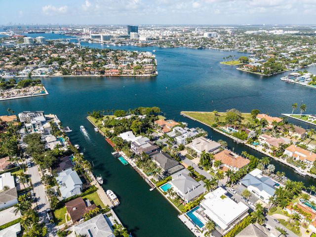704 Isle Of Palms Drive, Fort Lauderdale, FL 33301