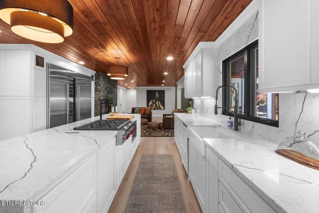 219 Briarcliff Rd, Sweetwater, TN 37874