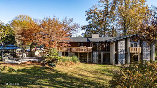 219 Briarcliff Rd, Sweetwater, TN 37874