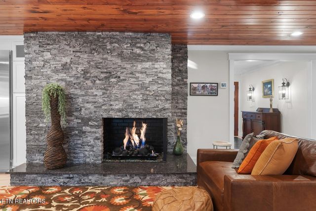 219 Briarcliff Rd, Sweetwater, TN 37874