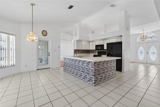 8211 RANGERS PATH, Lakeland, FL 33809