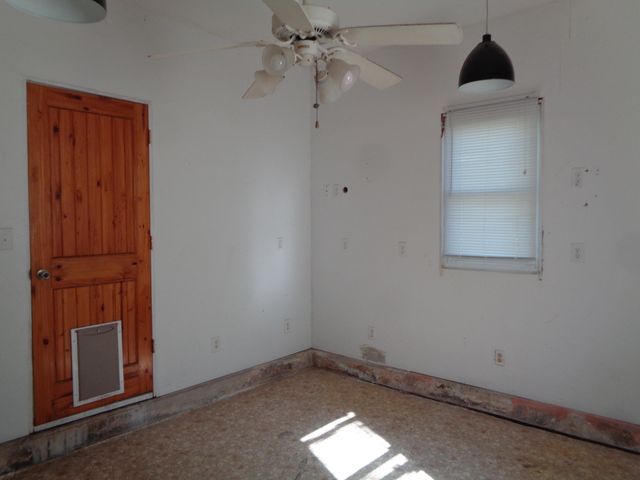 1133 E Talmage Street, Springfield, MO 65803