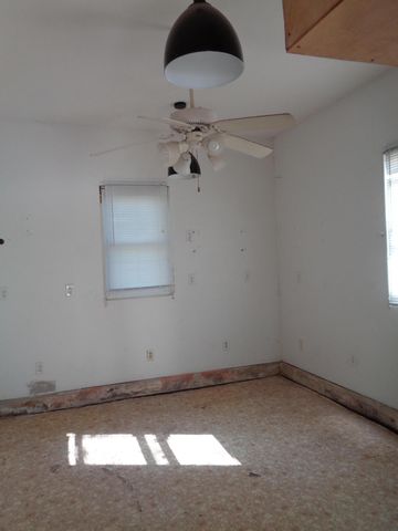 1133 E Talmage Street, Springfield, MO 65803