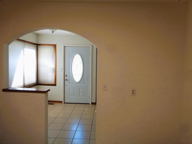 1133 E Talmage Street, Springfield, MO 65803