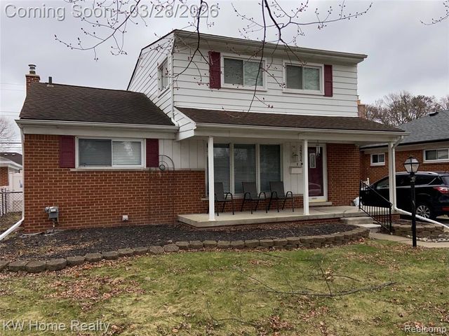 24834 Marine Avenue, Eastpointe, MI 48021