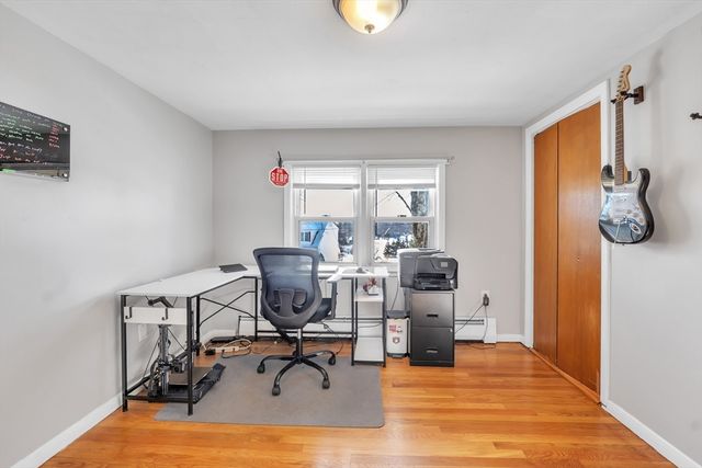 6 Hillside Ave, North Brookfield, MA 01535