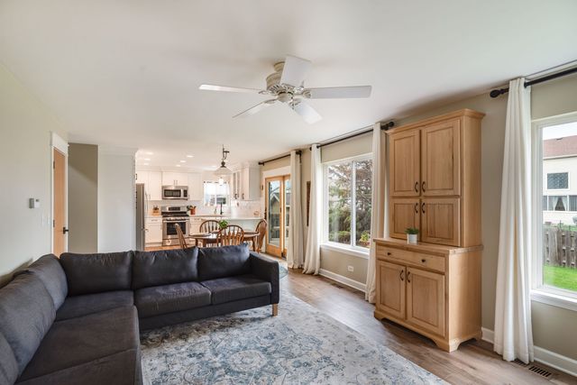 34250 N Wineberry Lane, Round Lake, IL 60073