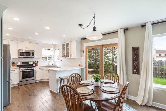 34250 N Wineberry Lane, Round Lake, IL 60073