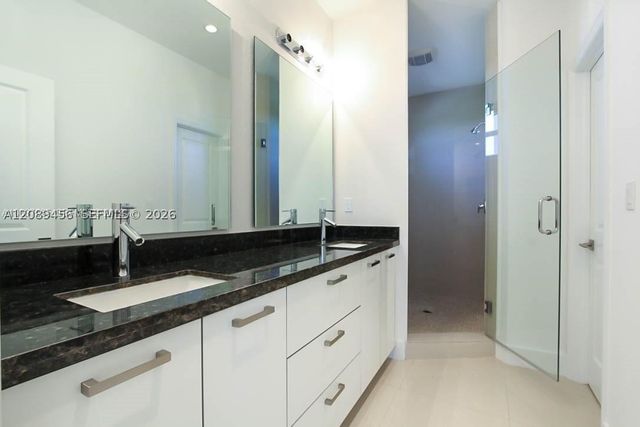 15505 SW 12th Ter 0, Miami, FL 33194