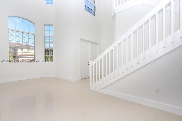 15505 SW 12th Ter 0, Miami, FL 33194