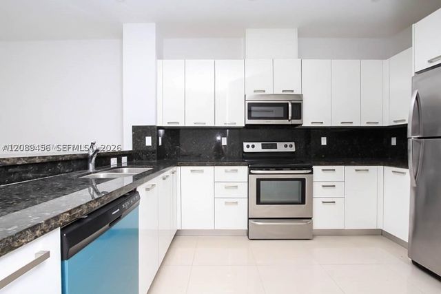 15505 SW 12th Ter 0, Miami, FL 33194