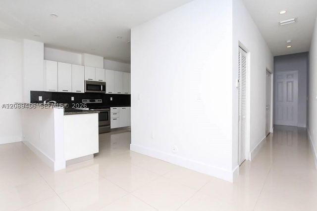 15505 SW 12th Ter 0, Miami, FL 33194