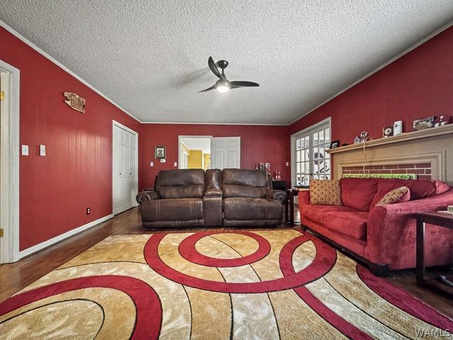 220 4th Street SE, Aliceville, AL 35442