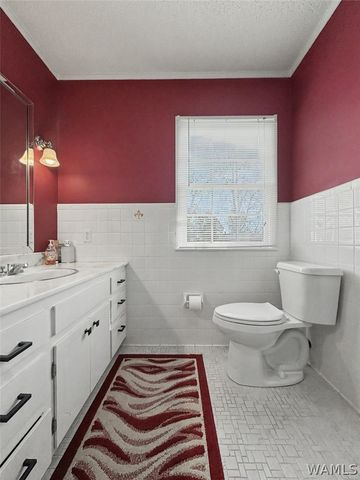 220 4th Street SE, Aliceville, AL 35442