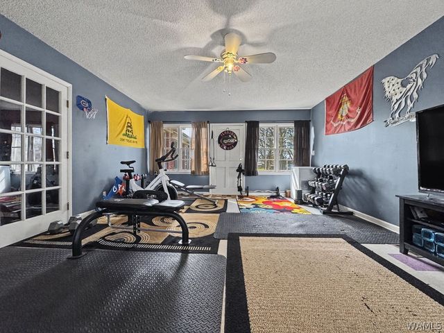 220 4th Street SE, Aliceville, AL 35442