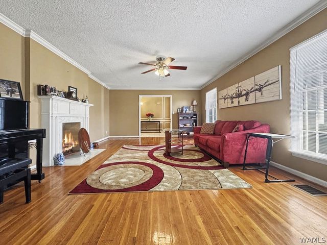 220 4th Street SE, Aliceville, AL 35442