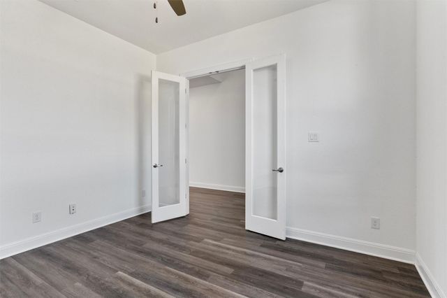 724 Landing LN, Leander, TX 78641